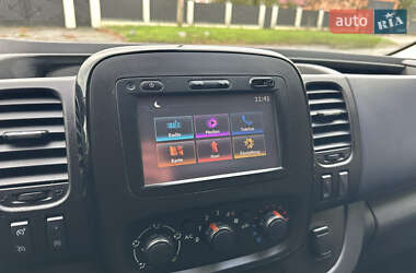Грузовой фургон Opel Vivaro 2017 в  фото 73 Грузовой фургон Opel Vivaro 2017 в