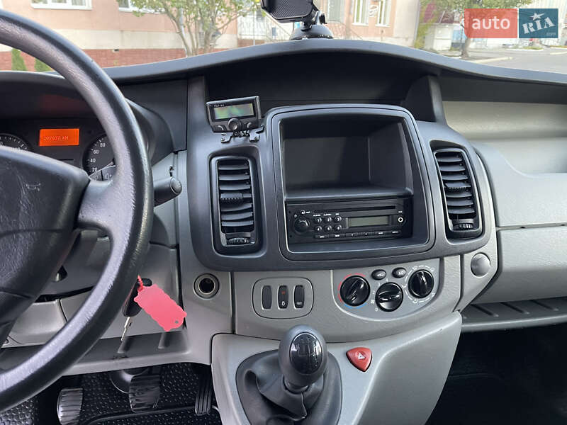 Минивэн Opel Vivaro 2011 в Радивилове