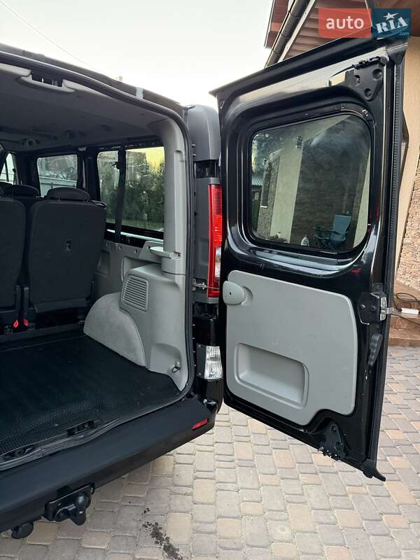 Минивэн Opel Vivaro 2013 в Черновцах фото 63 Минивэн Opel Vivaro 2013 в Черновцах