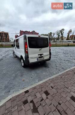 Минивэн Opel Vivaro 2007 в 
