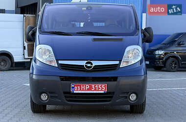 Минивэн Opel Vivaro 2009 в 