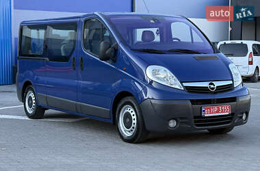 Минивэн Opel Vivaro 2009 в Ровно