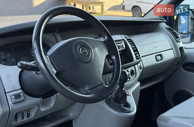 Минивэн Opel Vivaro 2009 в 