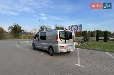 Минивэн Opel Vivaro 2013 в 