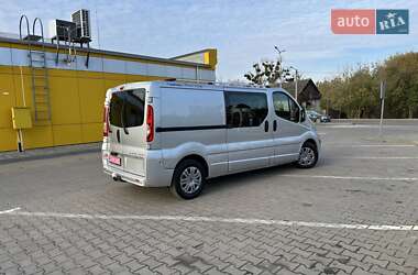Минивэн Opel Vivaro 2013 в 