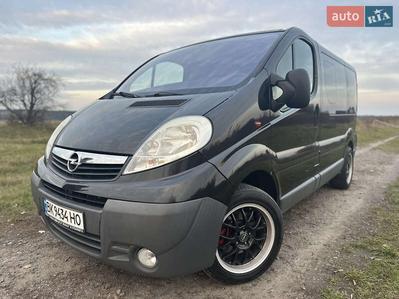 Минивэн Opel Vivaro 2007 в Ровно фото 4 Минивэн Opel Vivaro 2007 в Ровно
