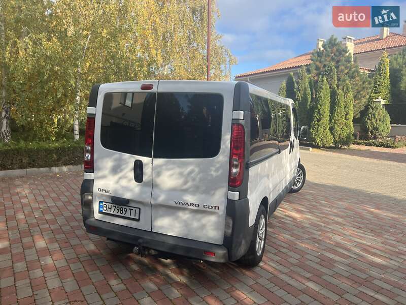 Минивэн Opel Vivaro 2008 в Одессе
