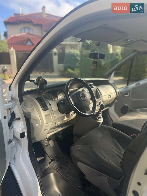 Минивэн Opel Vivaro 2008 в Одессе