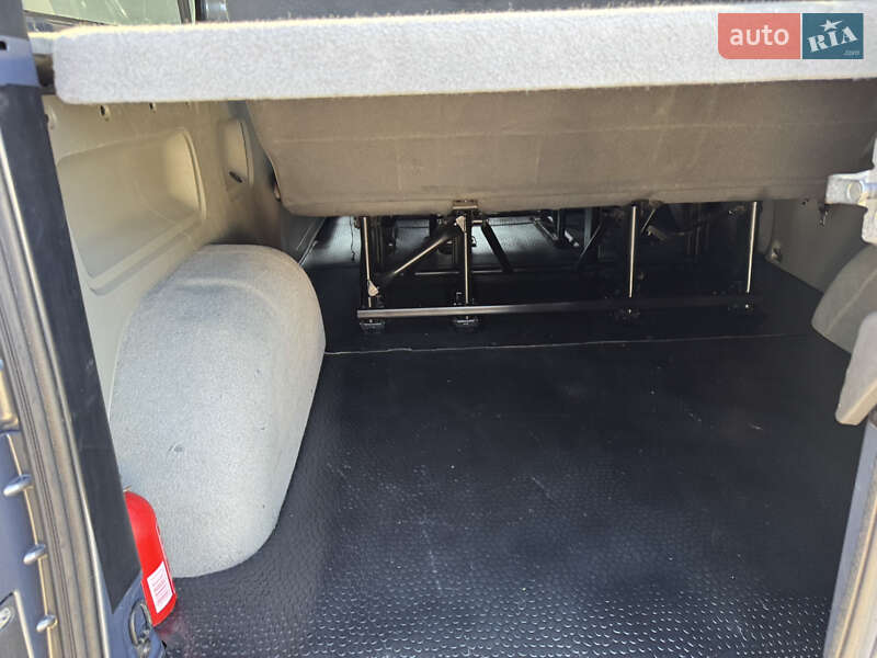 Минивэн Opel Vivaro 2013 в Черновцах фото 16 Минивэн Opel Vivaro 2013 в Черновцах