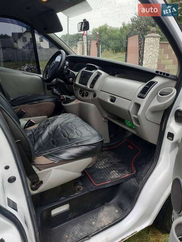 Мінівен Opel Vivaro 2003 в Кременці фото 2 Мінівен Opel Vivaro 2003 в Кременці