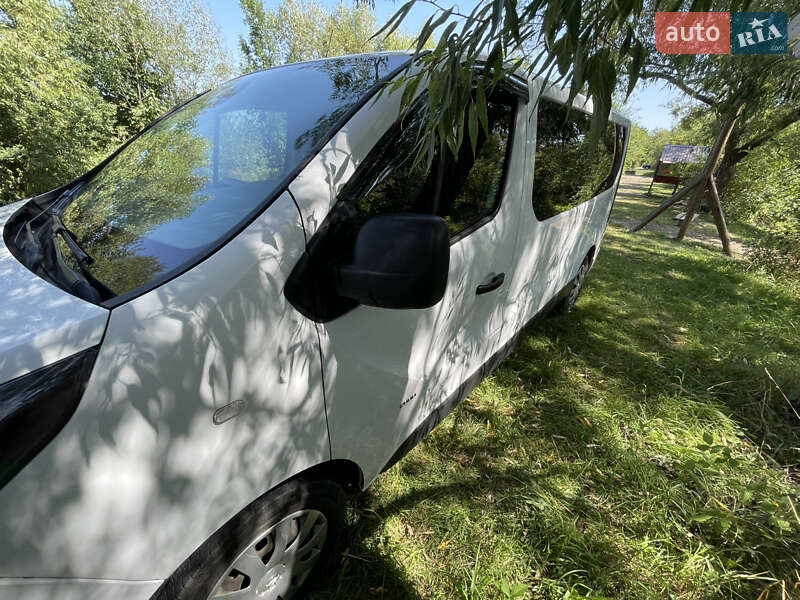 Мінівен Opel Vivaro 2016 в Калуші фото 11 Мінівен Opel Vivaro 2016 в Калуші