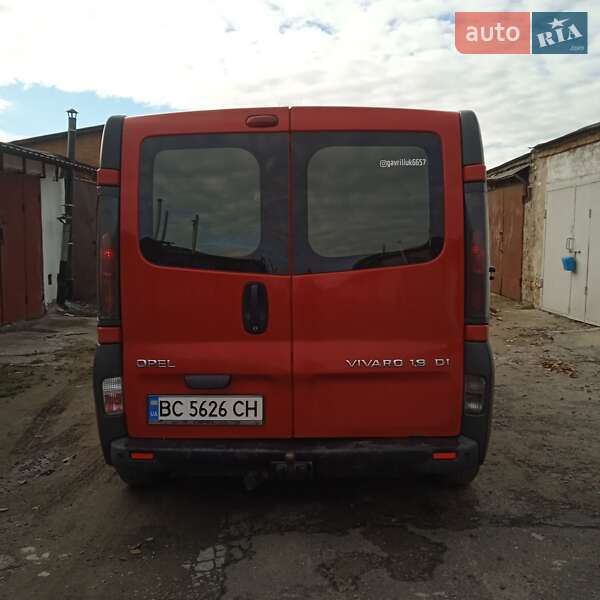 Мінівен Opel Vivaro 2002 в Рівному фото 2 Мінівен Opel Vivaro 2002 в Рівному