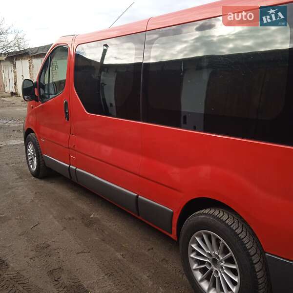 Мінівен Opel Vivaro 2002 в Рівному фото 4 Мінівен Opel Vivaro 2002 в Рівному