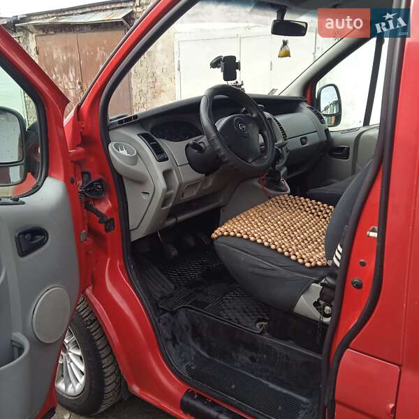 Мінівен Opel Vivaro 2002 в Рівному фото 20 Мінівен Opel Vivaro 2002 в Рівному