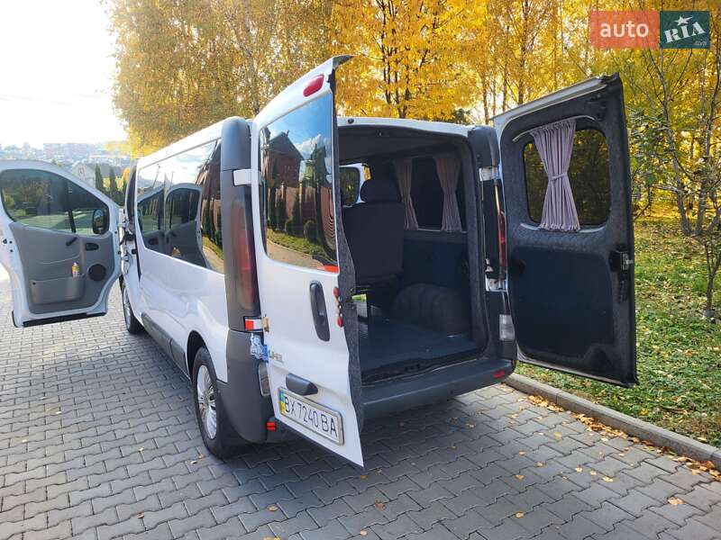 Мінівен Opel Vivaro 2006 в Хмельницькому фото 43 Мінівен Opel Vivaro 2006 в Хмельницькому