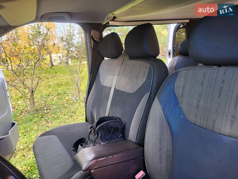 Мінівен Opel Vivaro 2006 в Хмельницькому фото 53 Мінівен Opel Vivaro 2006 в Хмельницькому