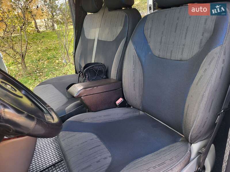 Мінівен Opel Vivaro 2006 в Хмельницькому фото 58 Мінівен Opel Vivaro 2006 в Хмельницькому