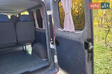 Минивэн Opel Vivaro 2006 в 