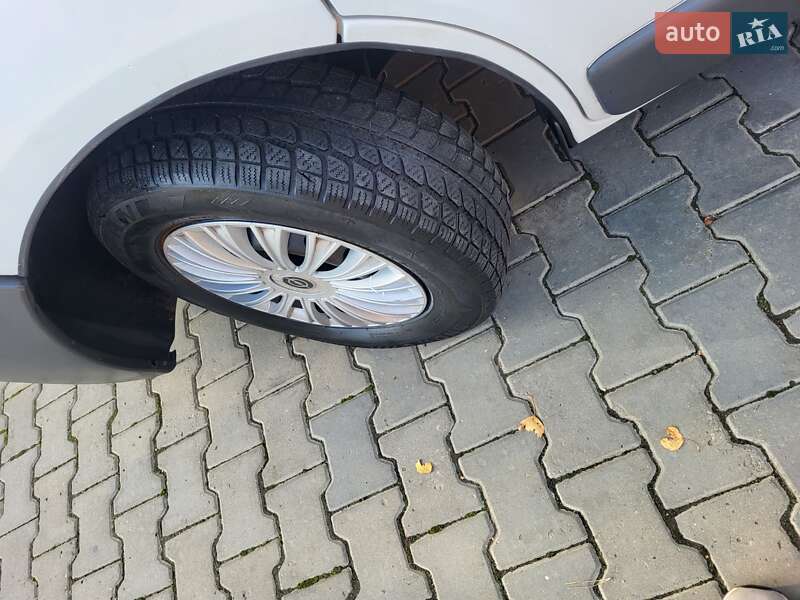 Мінівен Opel Vivaro 2006 в Хмельницькому фото 105 Мінівен Opel Vivaro 2006 в Хмельницькому