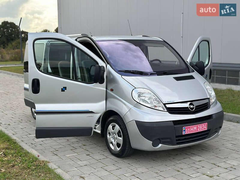 Минивэн Opel Vivaro 2014 в Ровно фото 8 Минивэн Opel Vivaro 2014 в Ровно