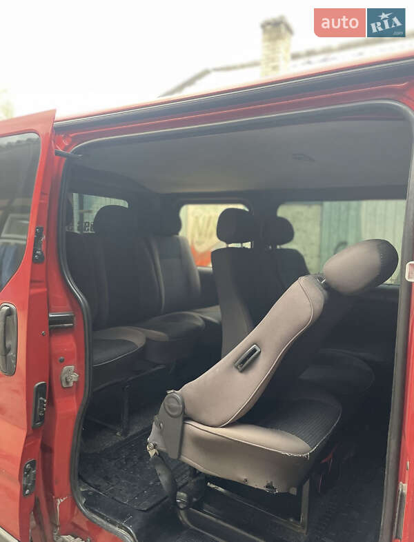 Минивэн Opel Vivaro 2004 в Рахове