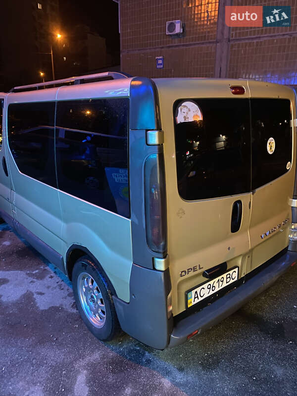 Минивэн Opel Vivaro 2005 в Киеве