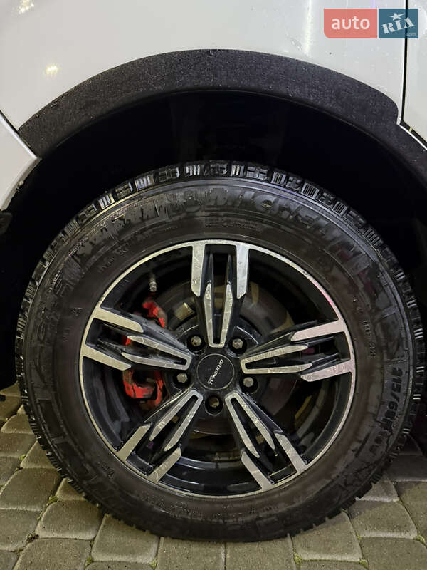 Минивэн Opel Vivaro 2010 в Бережанах