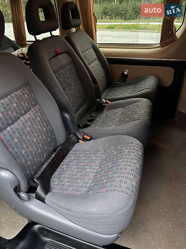 Минивэн Opel Vivaro 2010 в Бережанах