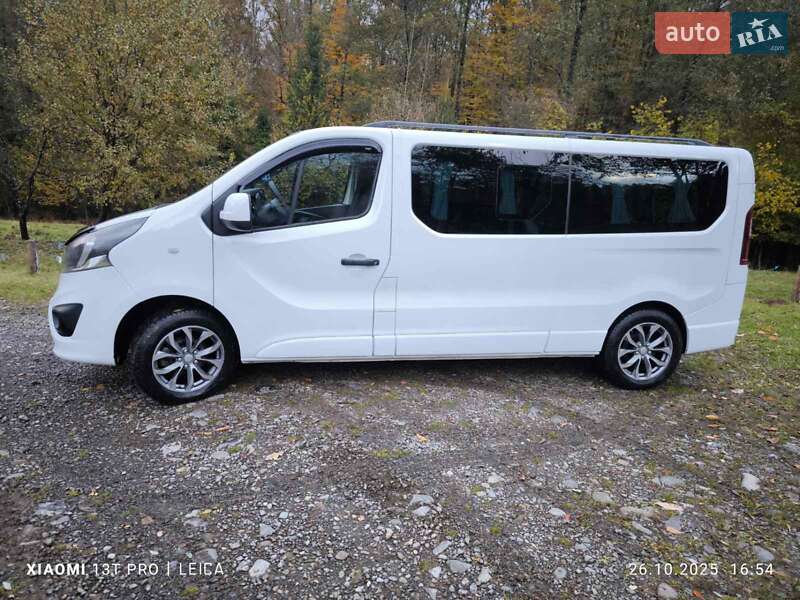 Минивэн Opel Vivaro 2017 в Ивано-Франковске