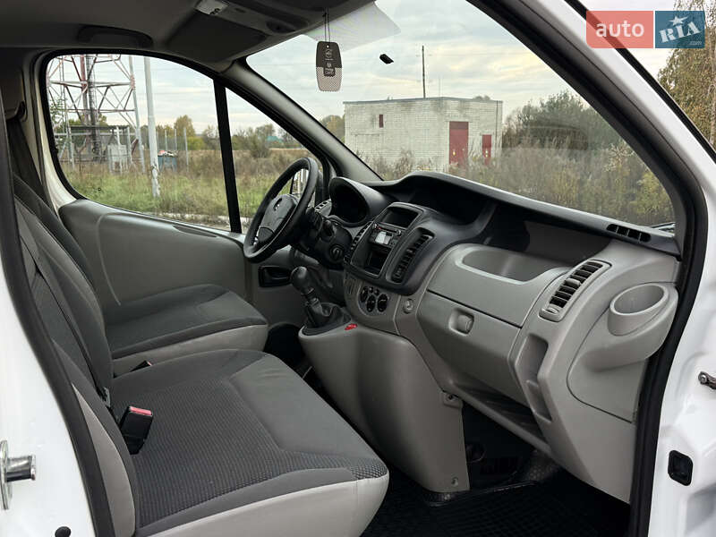 Грузовой фургон Opel Vivaro 2014 в Радивилове фото 23 Грузовой фургон Opel Vivaro 2014 в Радивилове