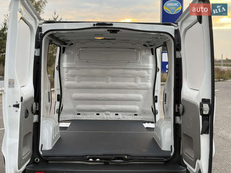 Грузовой фургон Opel Vivaro 2014 в Радивилове фото 34 Грузовой фургон Opel Vivaro 2014 в Радивилове