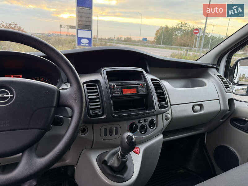 Грузовой фургон Opel Vivaro 2014 в Радивилове фото 39 Грузовой фургон Opel Vivaro 2014 в Радивилове