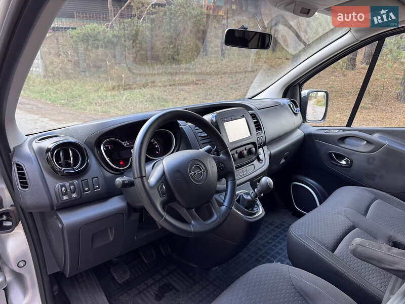 Минивэн Opel Vivaro 2016 в Киеве фото 15 Минивэн Opel Vivaro 2016 в Киеве