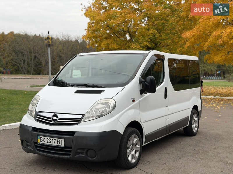 Минивэн Opel Vivaro 2006 в Ровно фото 3 Минивэн Opel Vivaro 2006 в Ровно