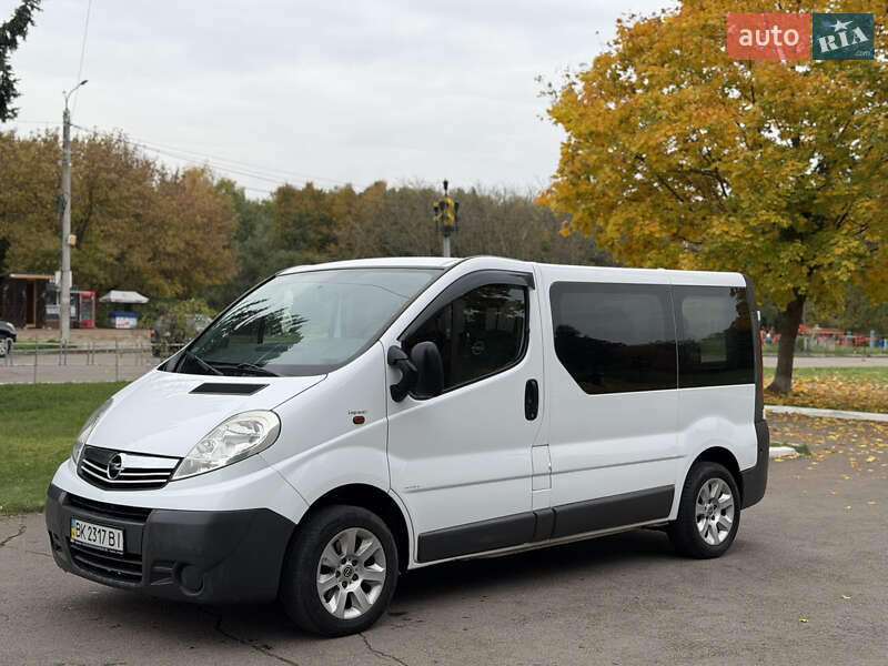 Минивэн Opel Vivaro 2006 в Ровно фото 30 Минивэн Opel Vivaro 2006 в Ровно