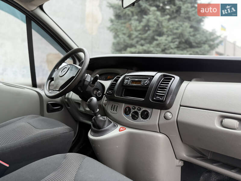 Минивэн Opel Vivaro 2006 в Ровно фото 51 Минивэн Opel Vivaro 2006 в Ровно