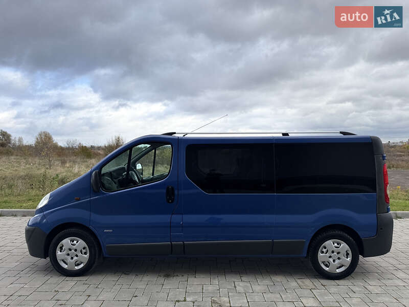 Минивэн Opel Vivaro 2009 в Ровно фото 9 Минивэн Opel Vivaro 2009 в Ровно