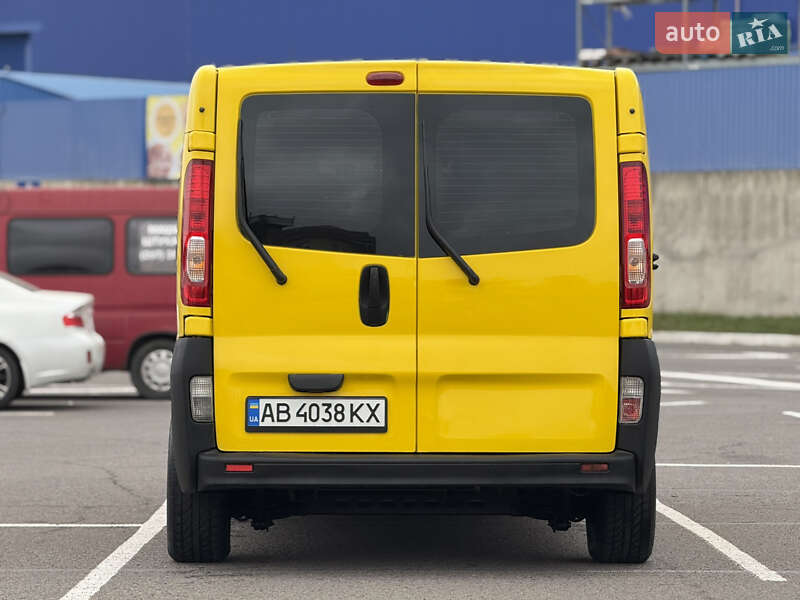 Минивэн Opel Vivaro 2009 в Виннице
