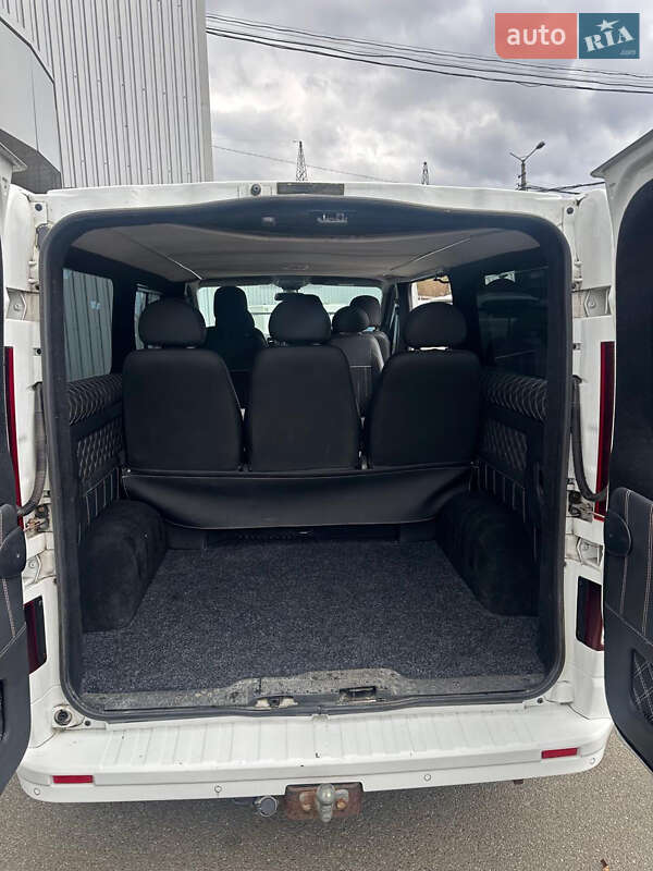 Минивэн Opel Vivaro 2015 в Киеве