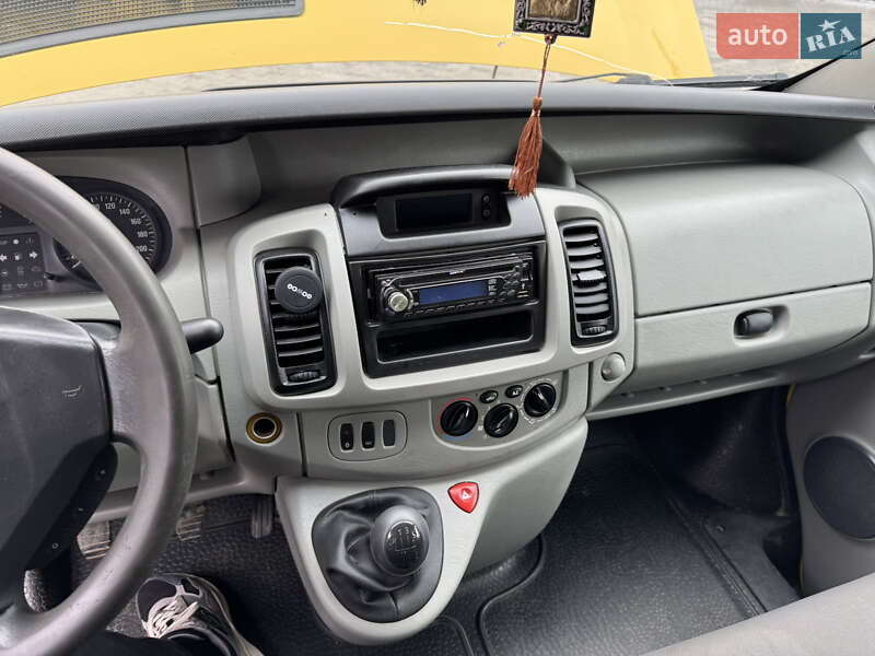 Минивэн Opel Vivaro 2004 в Звягеле фото 32 Минивэн Opel Vivaro 2004 в Звягеле