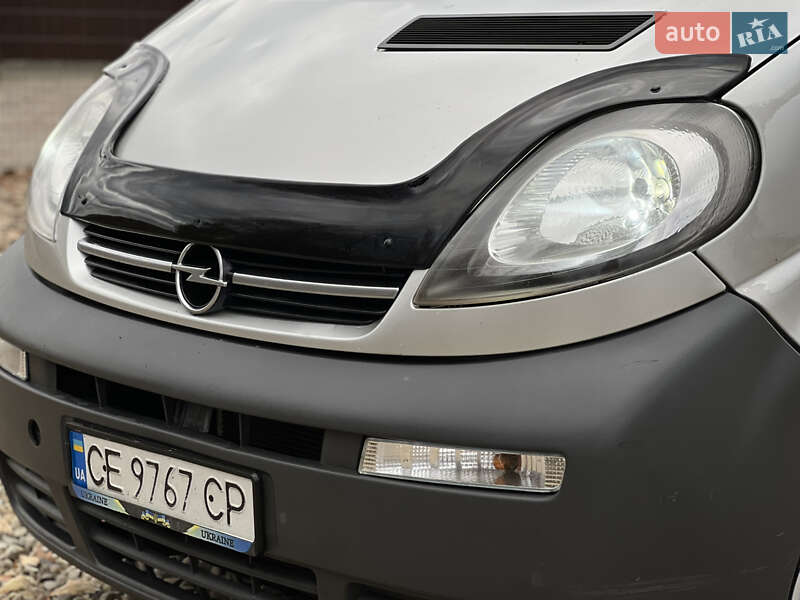 Минивэн Opel Vivaro 2006 в Черновцах