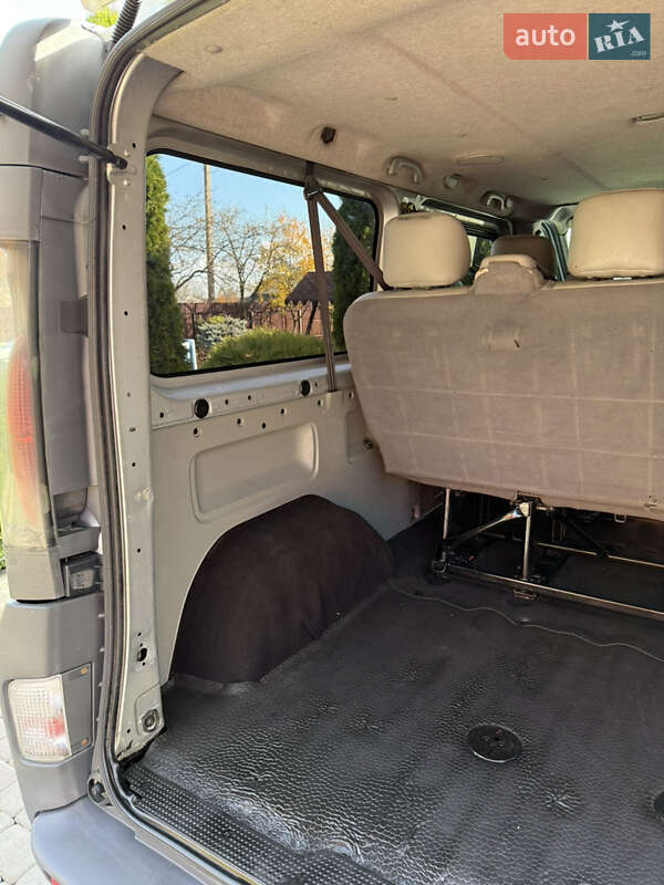 Мінівен Opel Vivaro 2004 в Косові фото 24 Мінівен Opel Vivaro 2004 в Косові