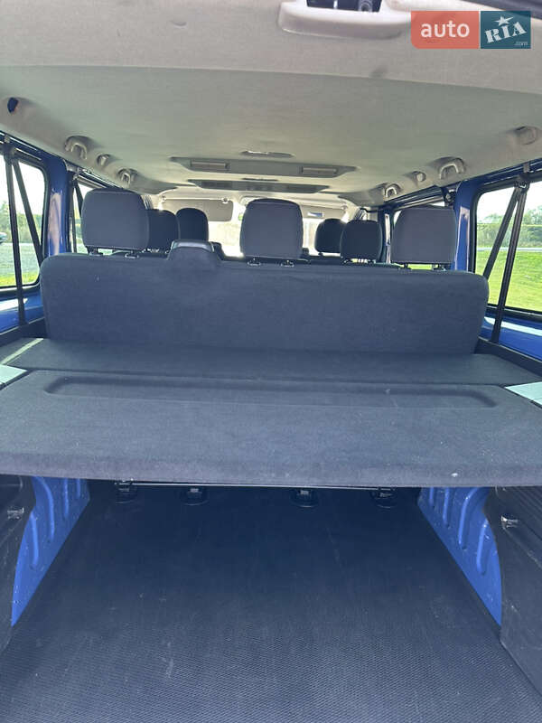 Мінівен Opel Vivaro 2015 в Ковелі