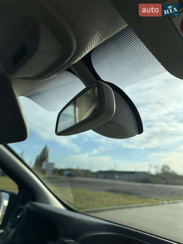 Мінівен Opel Vivaro 2015 в Ковелі