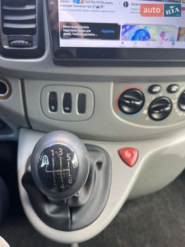 Минивэн Opel Vivaro 2004 в Буче фото 28 Минивэн Opel Vivaro 2004 в Буче