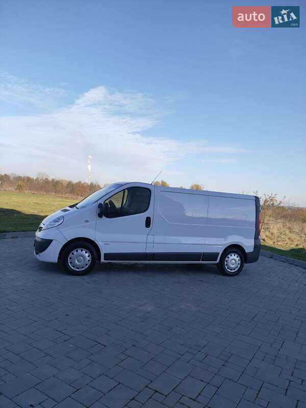 Opel Vivaro 2013 Opel Vivaro 2013