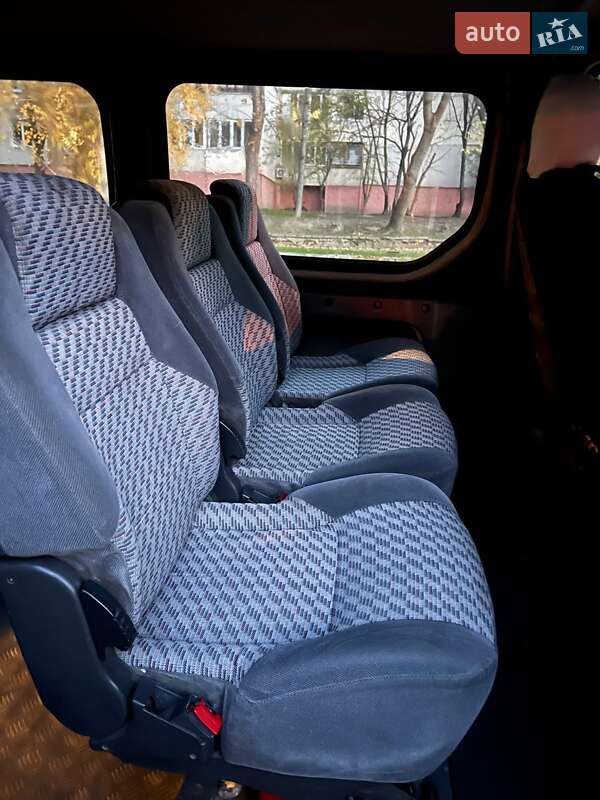 Минивэн Opel Vivaro 2006 в Львове фото 5 Минивэн Opel Vivaro 2006 в Львове