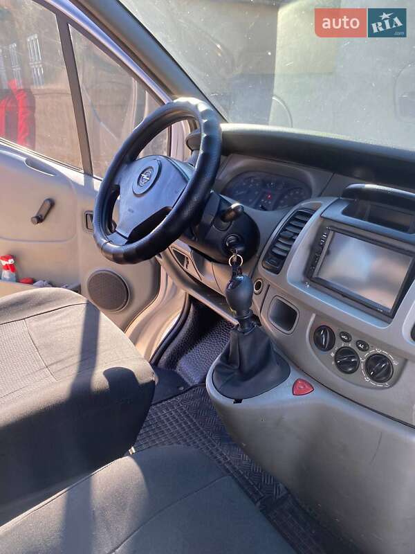 Минивэн Opel Vivaro 2005 в Арцизе фото 6 Минивэн Opel Vivaro 2005 в Арцизе