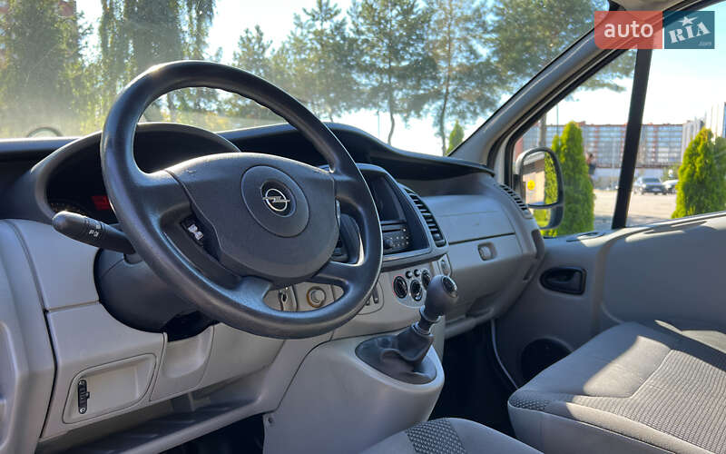 Минивэн Opel Vivaro 2013 в Львове фото 10 Минивэн Opel Vivaro 2013 в Львове