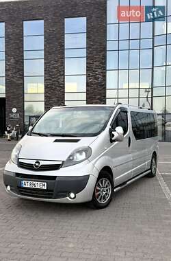 Минивэн Opel Vivaro 2010 в Черновцах
